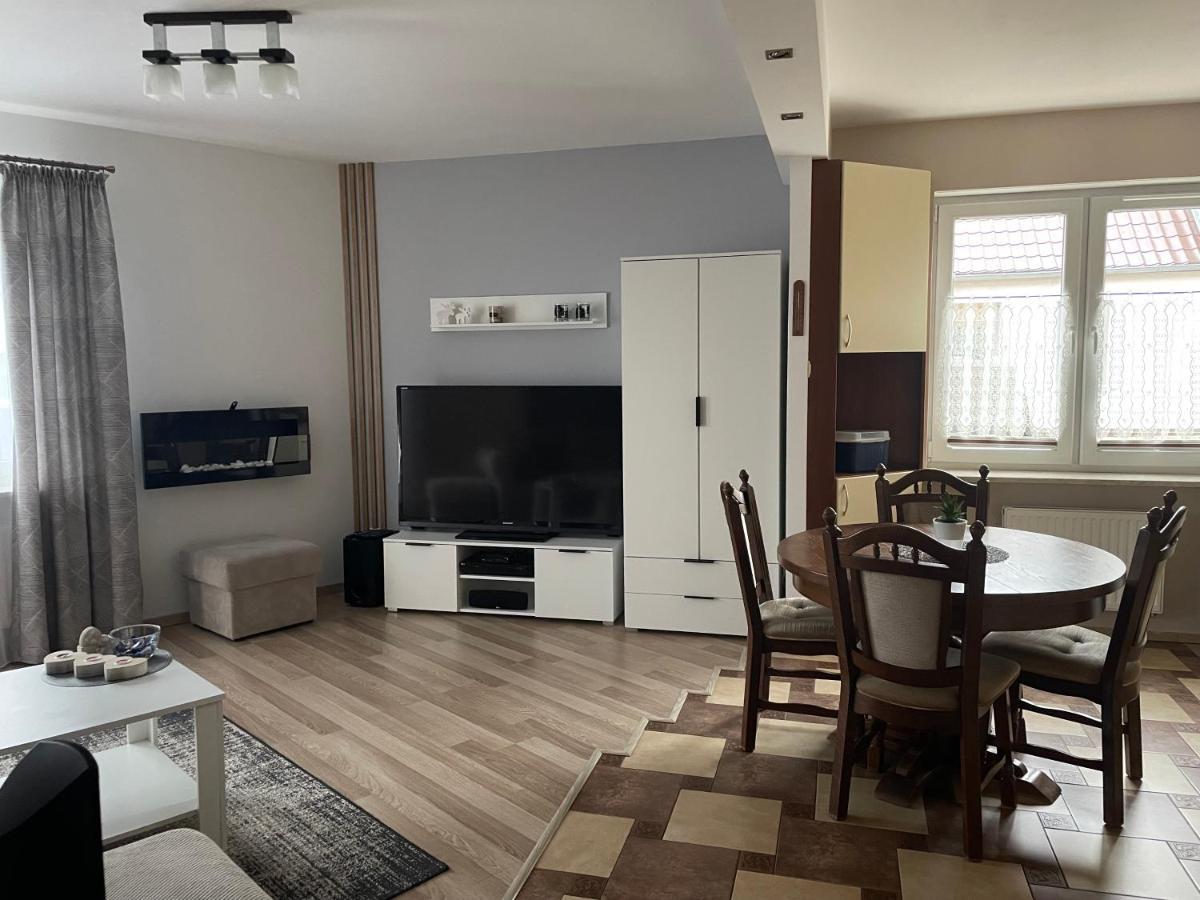Appartement Tila à Wałcz Extérieur photo